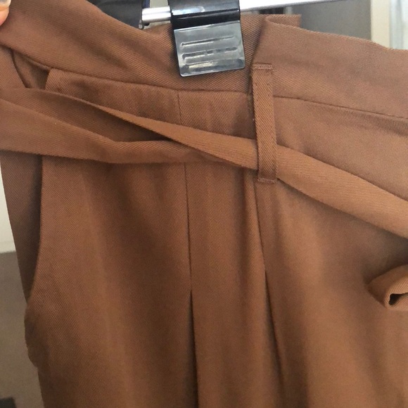 A41- NWOT Forever 21 pants - Picture 3 of 8